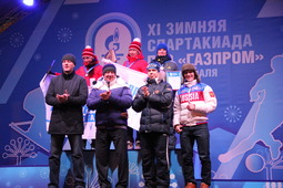 На пьедестале — победители лыжной гонки свободным стилем на дистанции 3 км. Бронзовый призер — Людмила Удалова