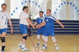 Пляжный волейбол. Петр Воронин и Сергей Васин одержали победу в матче с коллегами из Ямбурга.