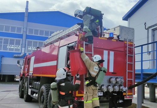В новоуренгойском филиале компании «Газпром переработка» провели противопожарные учения