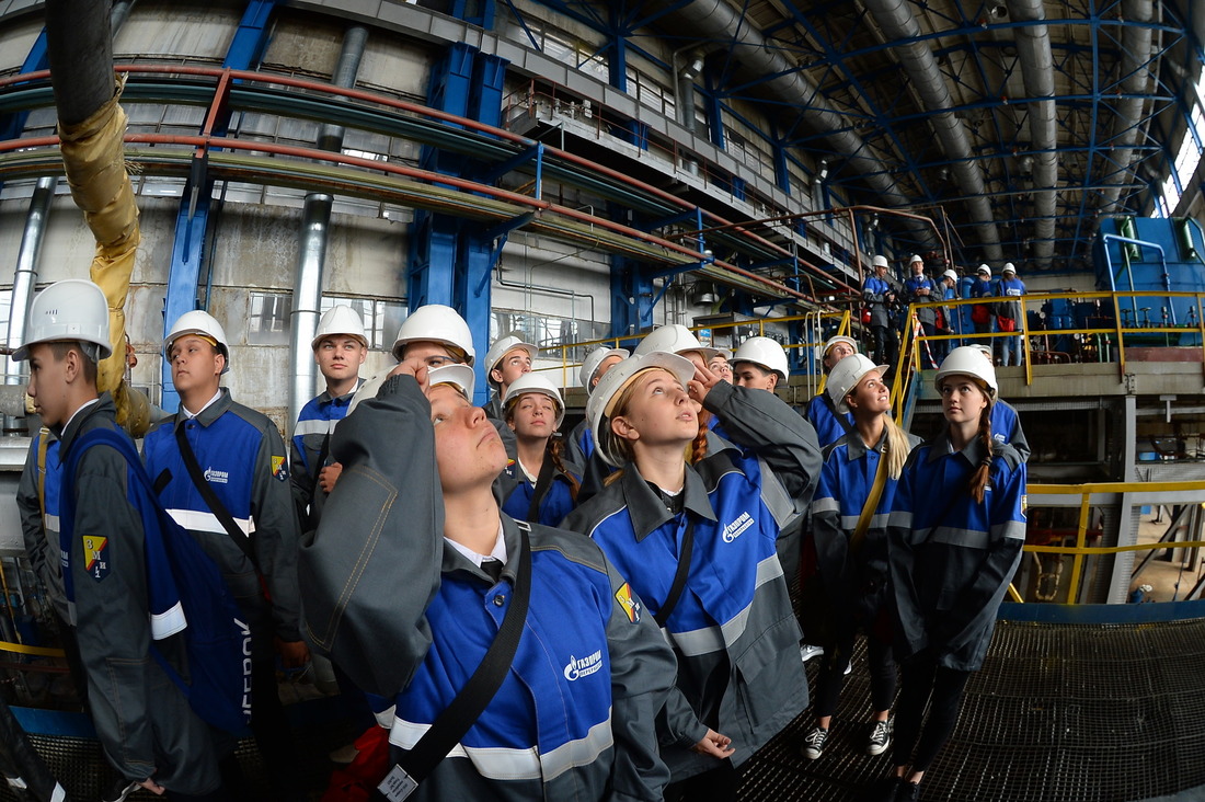Учащиеся "Газпром класса" на экскурсии на Оренбургском ГПЗ