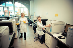 Хроматографическая лаборатория центральной заводской лаборатории (ЦЗЛ) Сургутского ЗСК