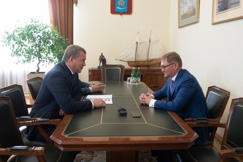 Встреча Марата Гараева с врио губернатора Сергеем Морозовым
