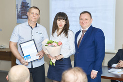 Сергей Васин поздравляет с победой родителей Маргариты Воробьевой