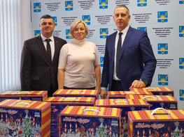 Рождественские подарки от газовиков получат 85 юных оренбуржцев