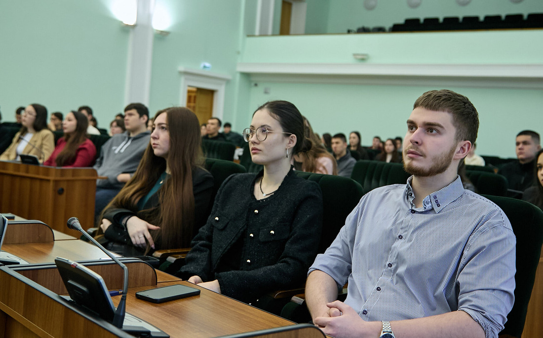 Среди потенциальных участников проекта в этом году — 12 человек