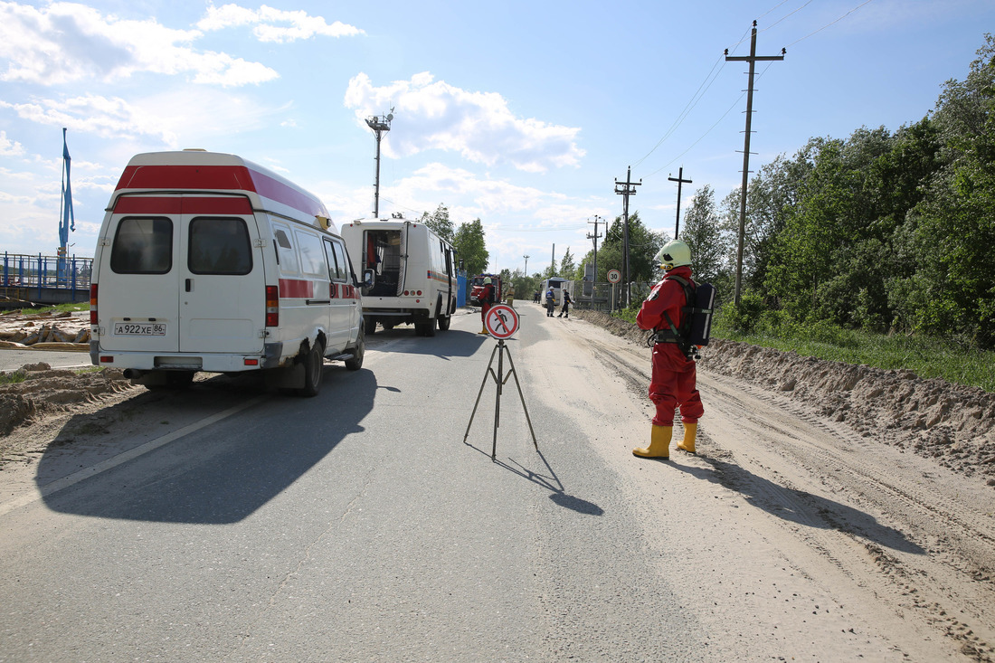 Перекрытие подъездных путей к причалам Сургутского ЗСК