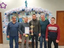 Первое место в соревнованиях по плаванию заняла команда Цеха №1.