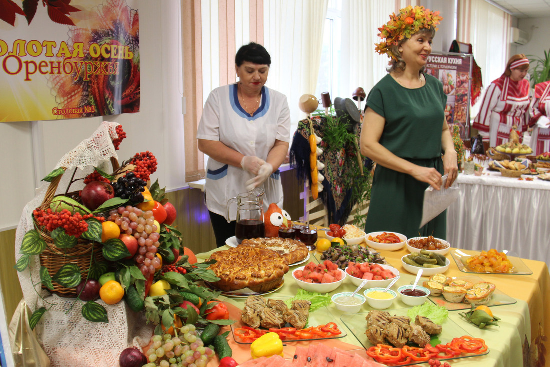 Участники представили тематические кулинарные экспозиции