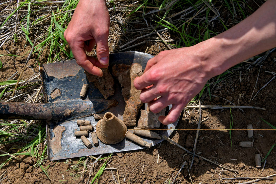 В ходе Вахты Памяти на месте сражений обнаружены гильзы и предметы солдатского быта