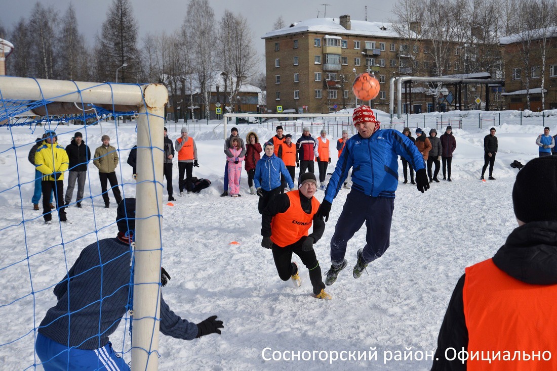 Команда Сосногорского ГПЗ стала золотым призером городских соревнований по зимнему мини-футболу