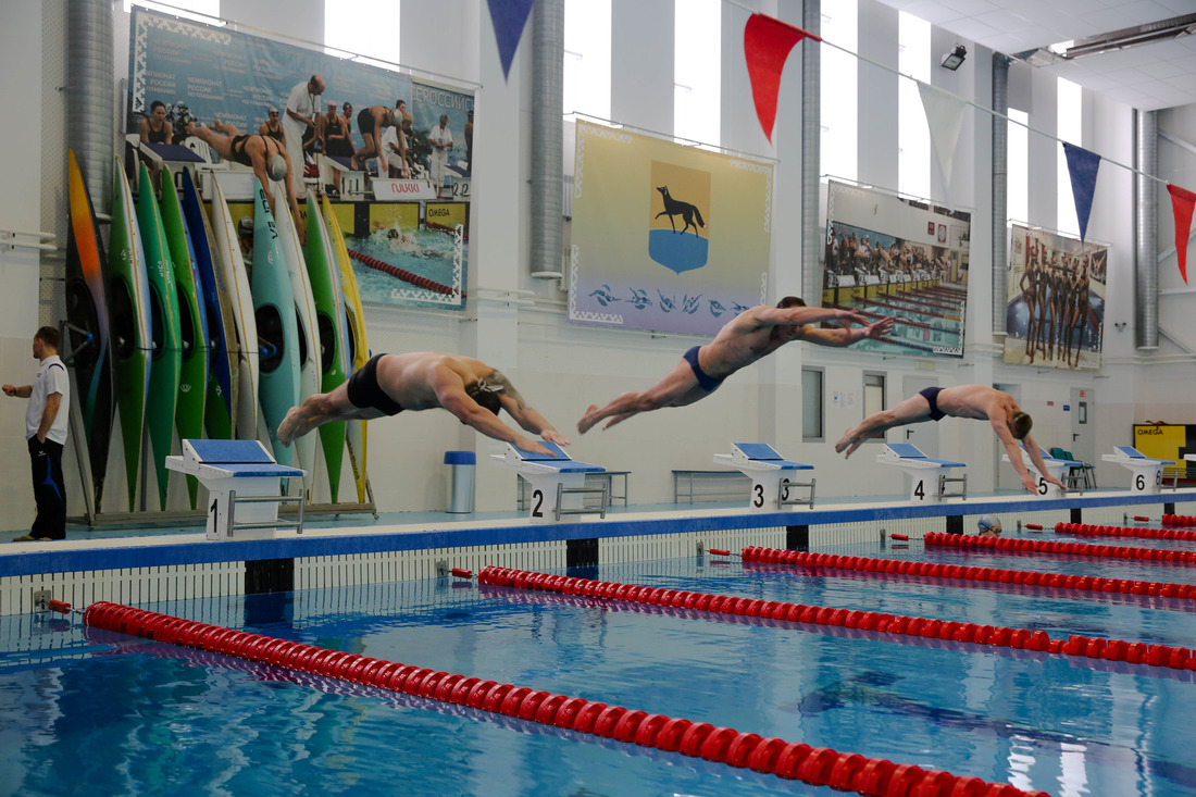 Отборочные соревнования по плаванию в бассейне "Олимп"