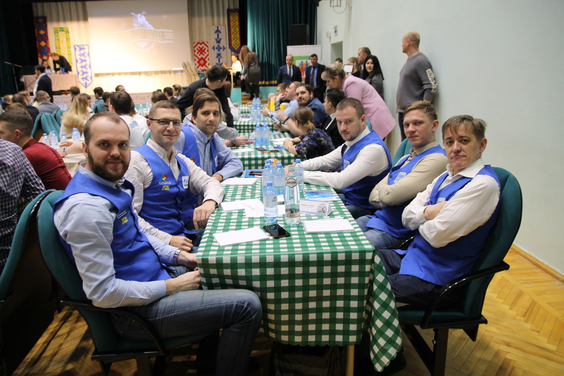 Команда "Борцы с умом" — победители регионального этапа интеллектуальных игр ООО "Газпром переработка" в общем зачете
