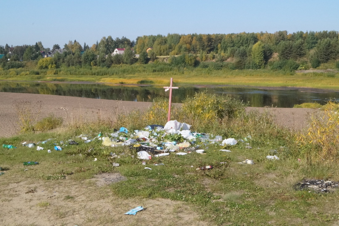 На специализированный полигон было вывезено более 5 кубометров бытового мусора