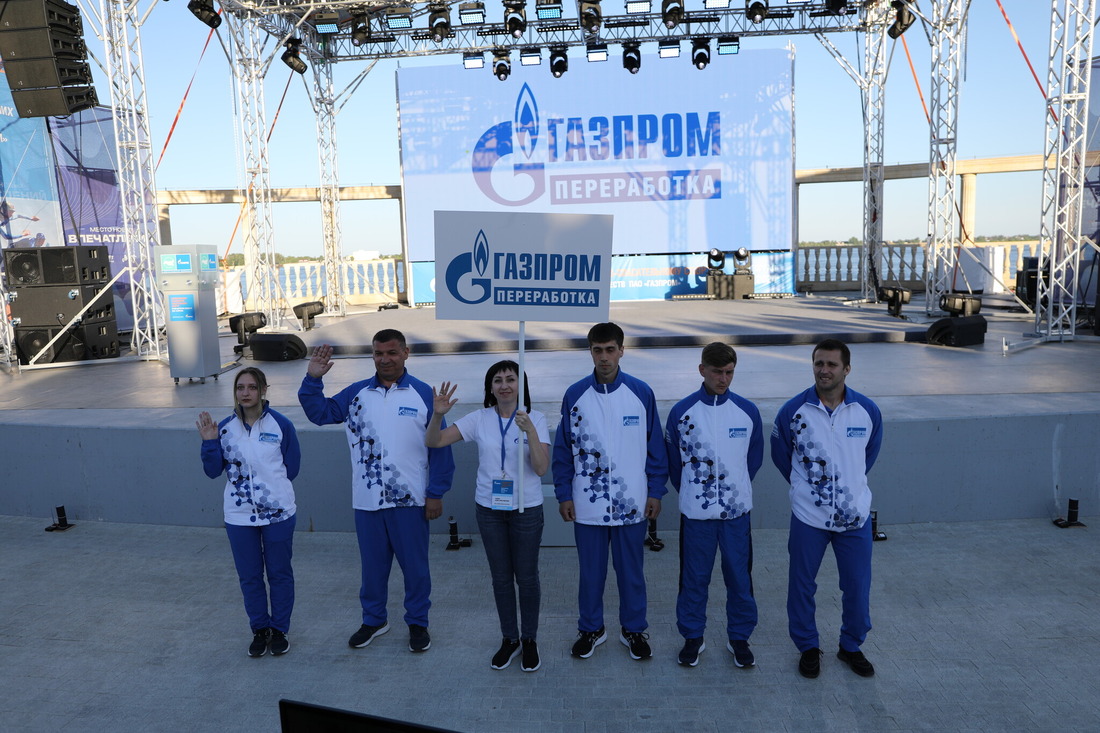Представители "Газпром переработки"